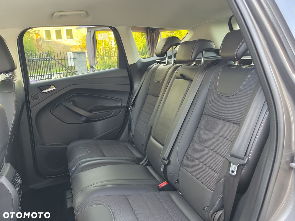 Ford Kuga - 21