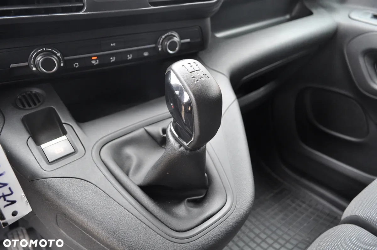 Peugeot PARTNER - 18