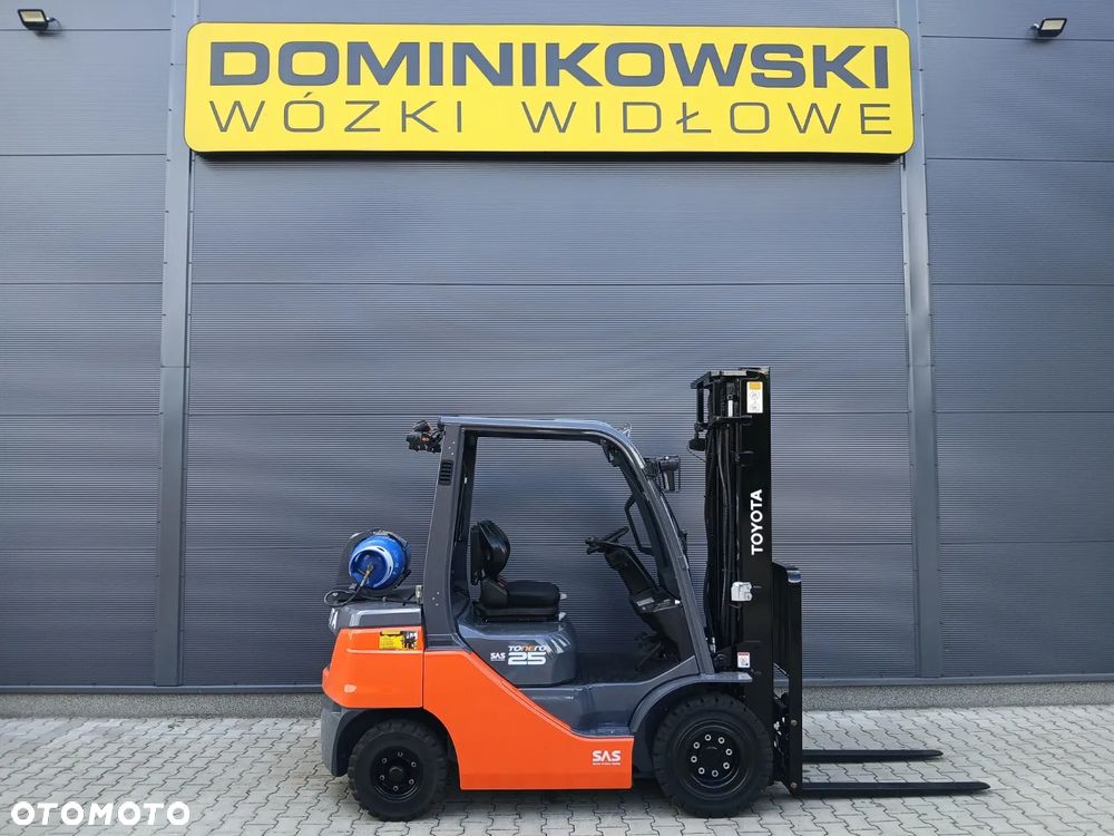 Toyota 02-8FGF25 - 1