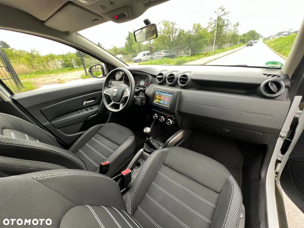 Dacia Duster 1.6 SCe Prestige - 19