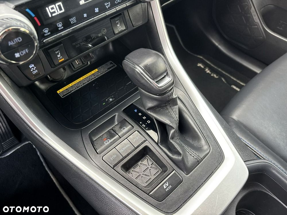 Toyota RAV4 2.5 Hybrid Selection 4x2 - 26
