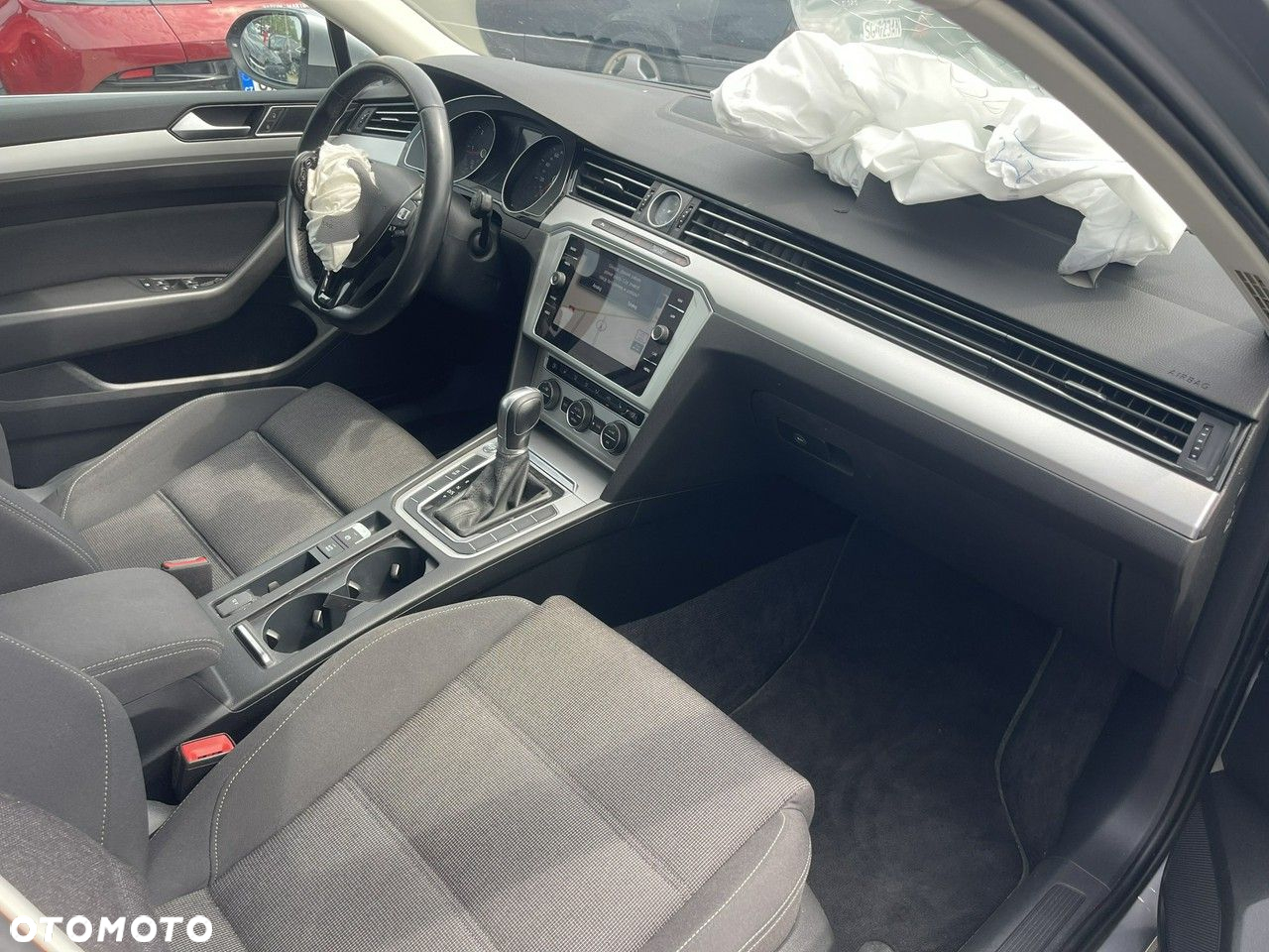 Volkswagen Passat 2.0 TDI BMT Comfortline DSG - 9