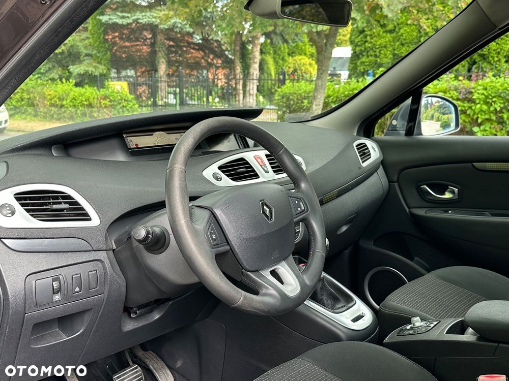 Renault Scenic 1.9 dCi Expression - 8