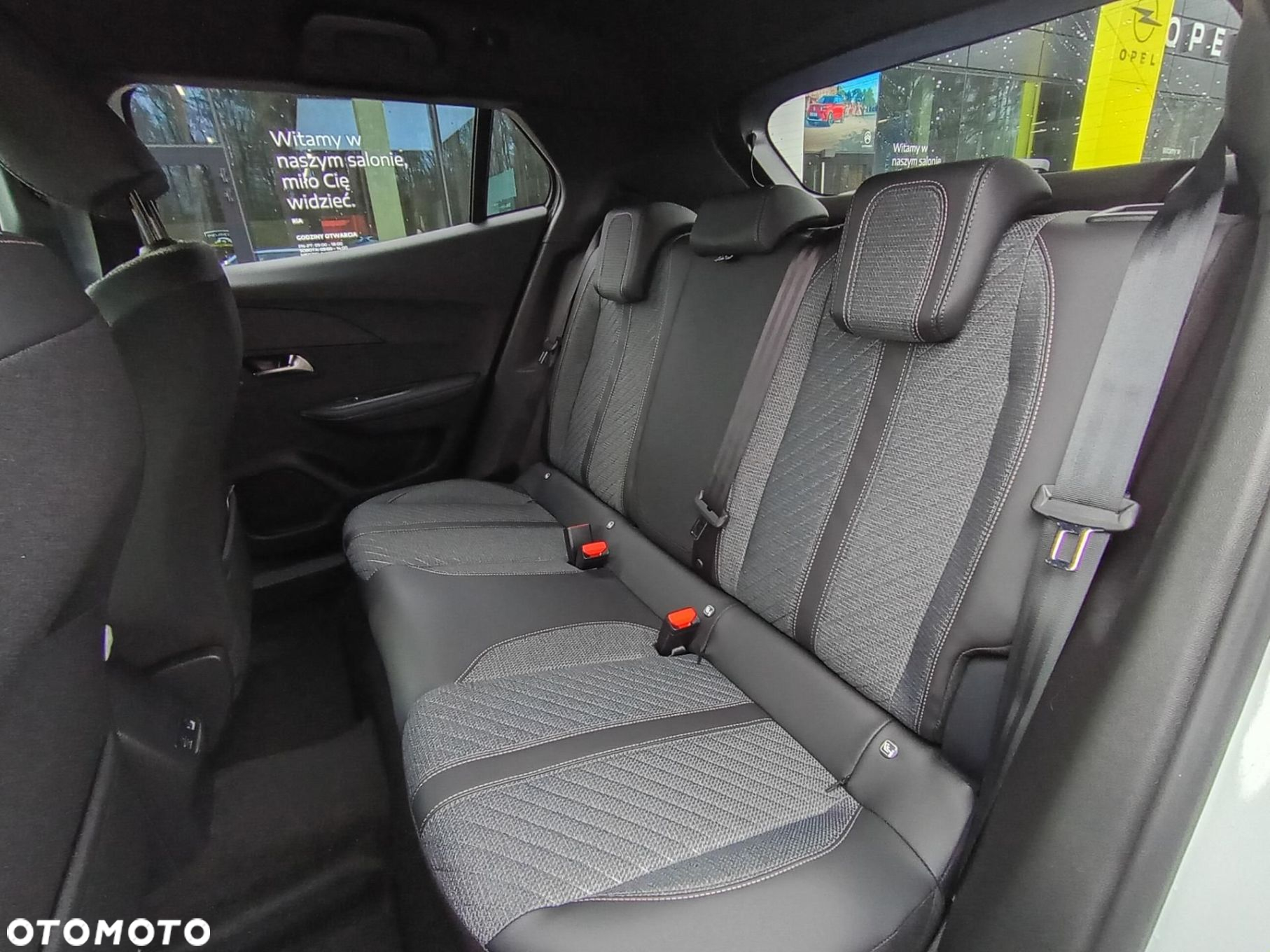 Peugeot 2008 - 18