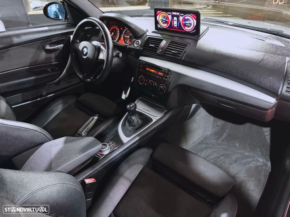 BMW 118 d Pack M - 9