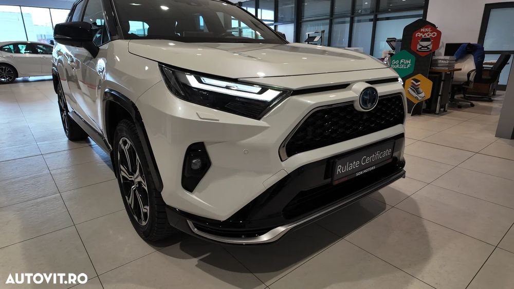 Toyota RAV4 2.5 PHEV VVT-iE 4x4 Style Bi-Tone - 9