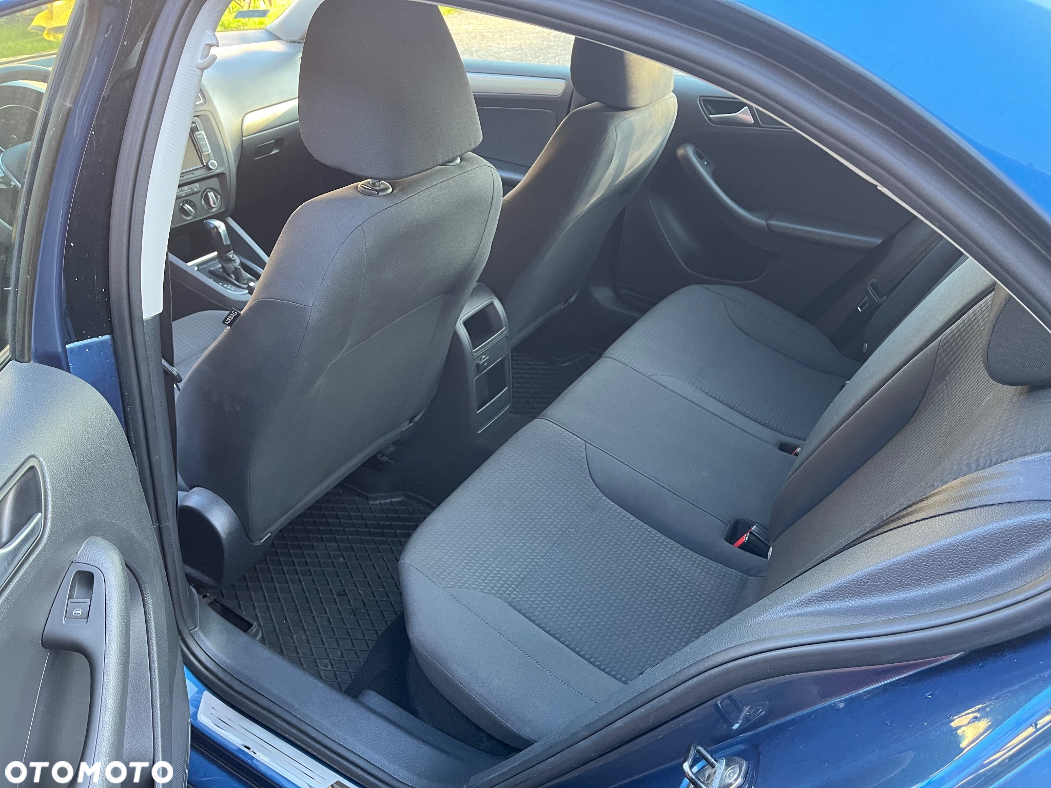 Volkswagen Jetta 1.8T SE - 8
