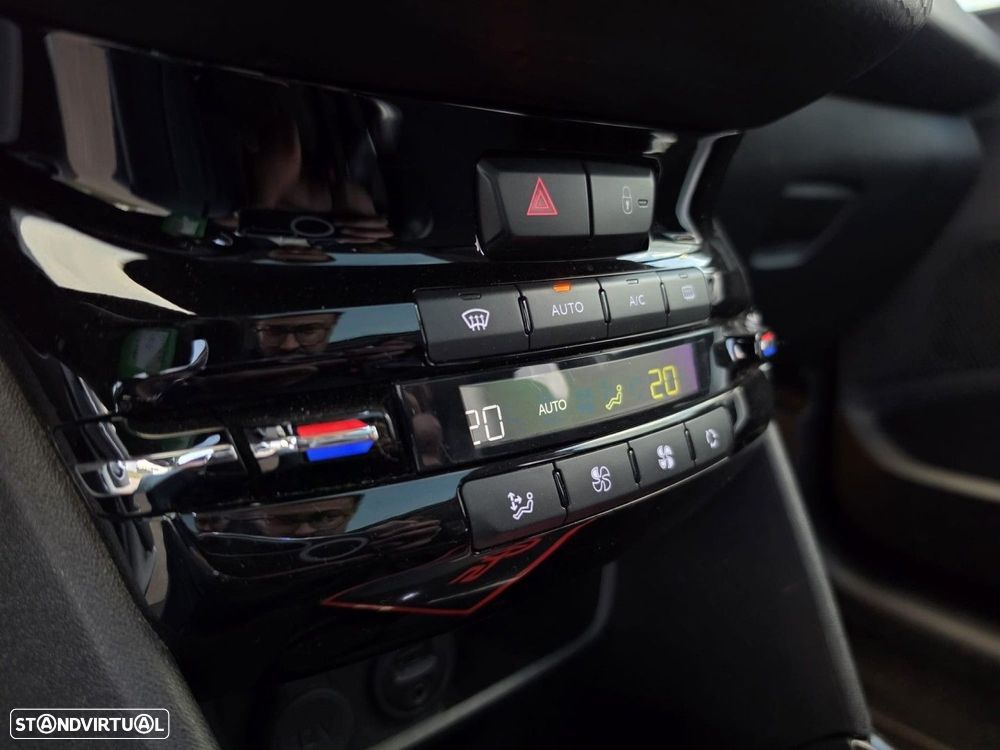 Peugeot 2008 1.6 BlueHDi Crossway - 19