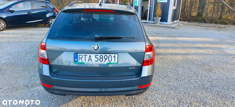 Skoda Octavia 2.0 TDI 4x4 Elegance - 4