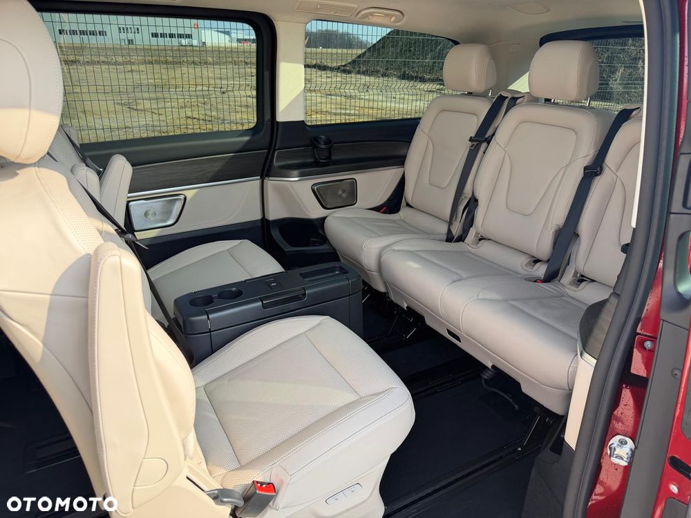 Mercedes-Benz Klasa V 300 d 4-Matic Exclusive 9G-Tronic (długi) - 13