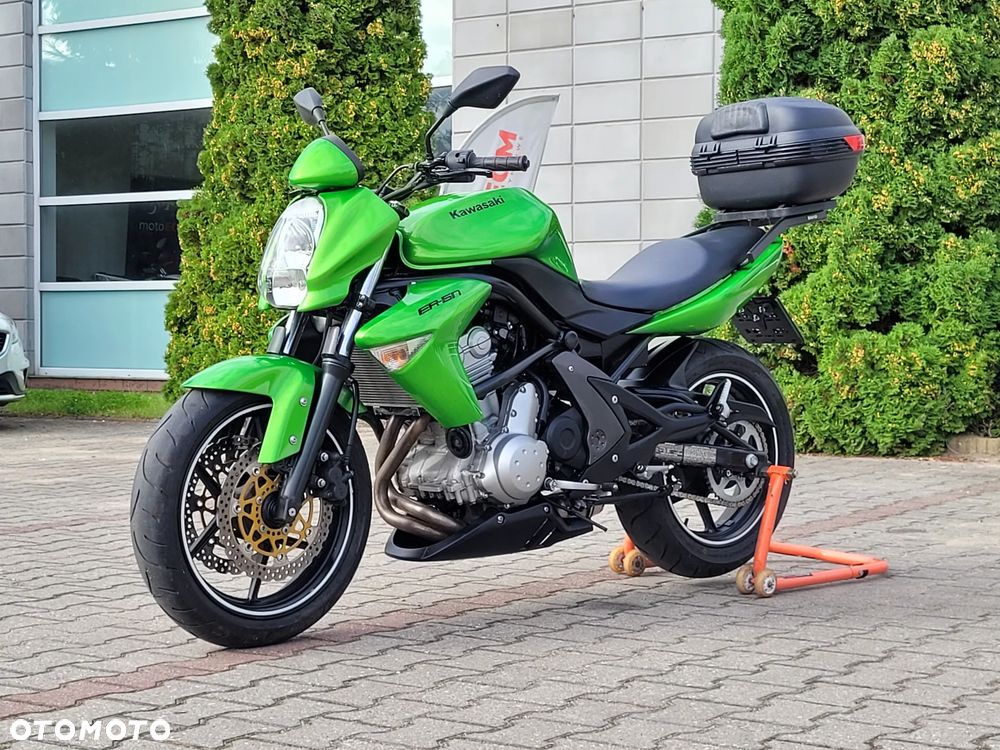 Kawasaki ER - 8