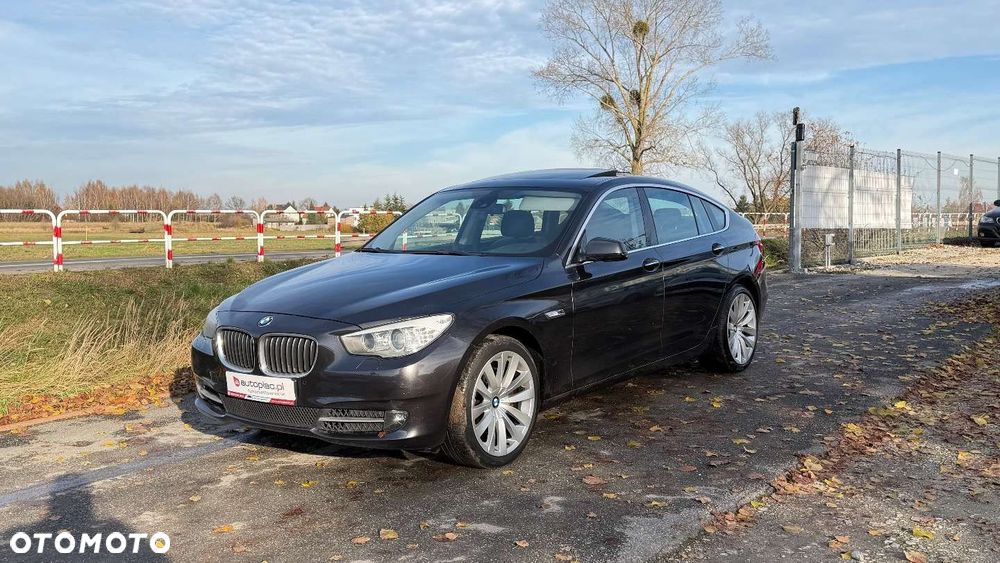 BMW 5GT - 2