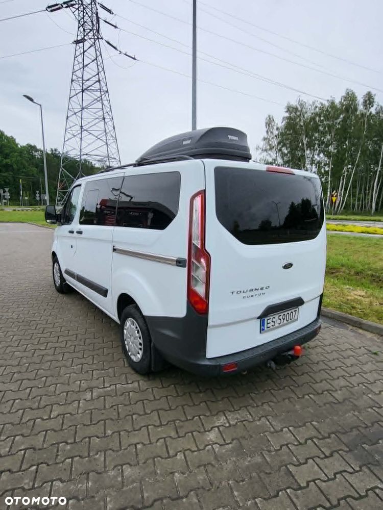 Ford Tourneo Custom - 4
