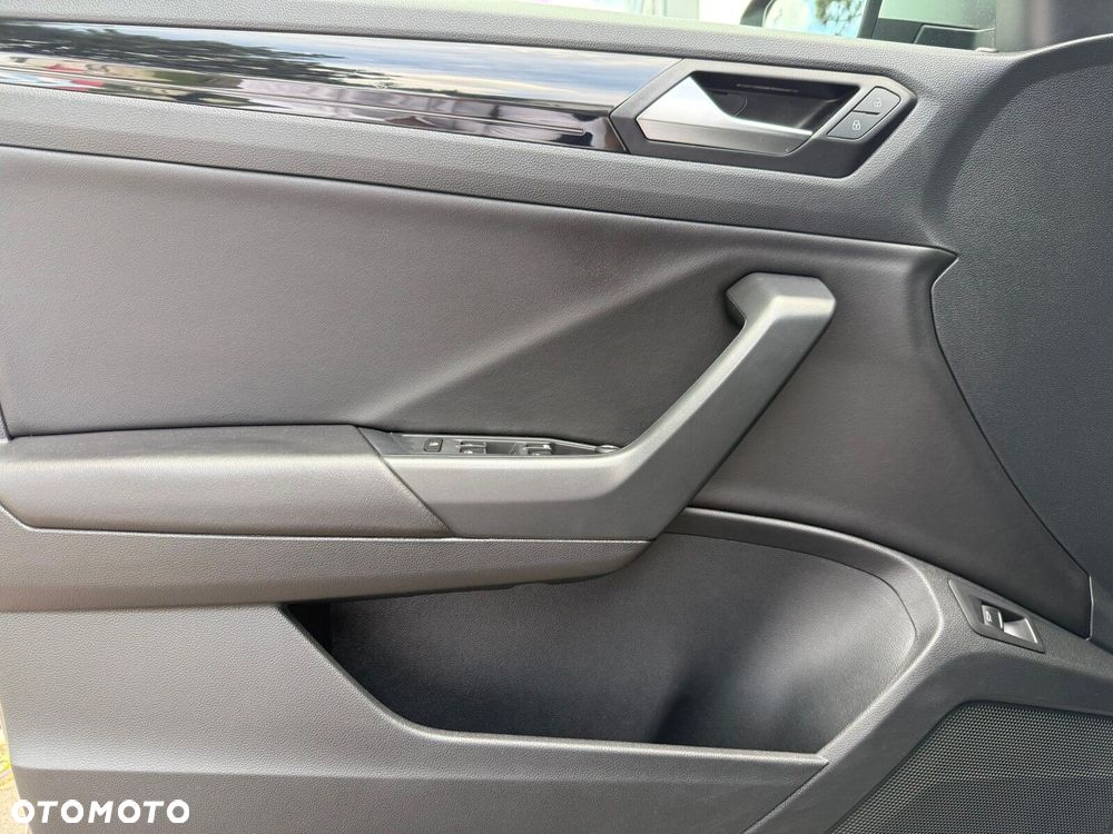 Volkswagen T-Roc 2.0 TSI 4Motion R DSG - 13