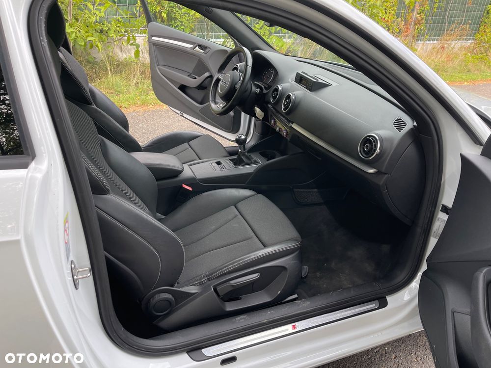 Audi A3 3-drzwiowe 1.8 TFSI Attraction - 13