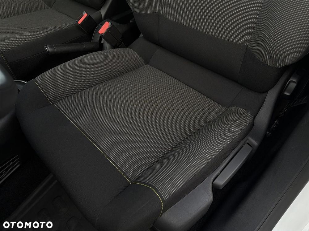 Citroën C3 1.2 PureTech Feel - 12