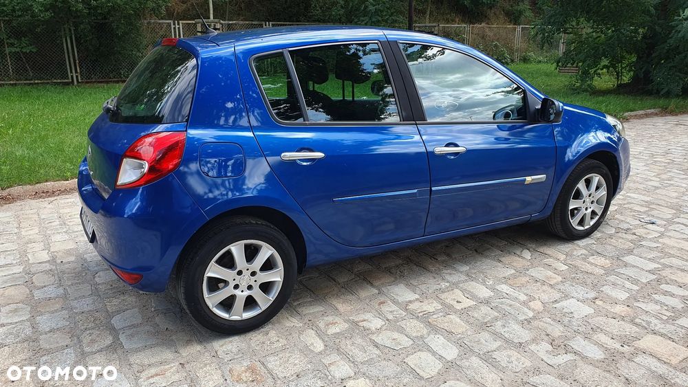Renault Clio - 5