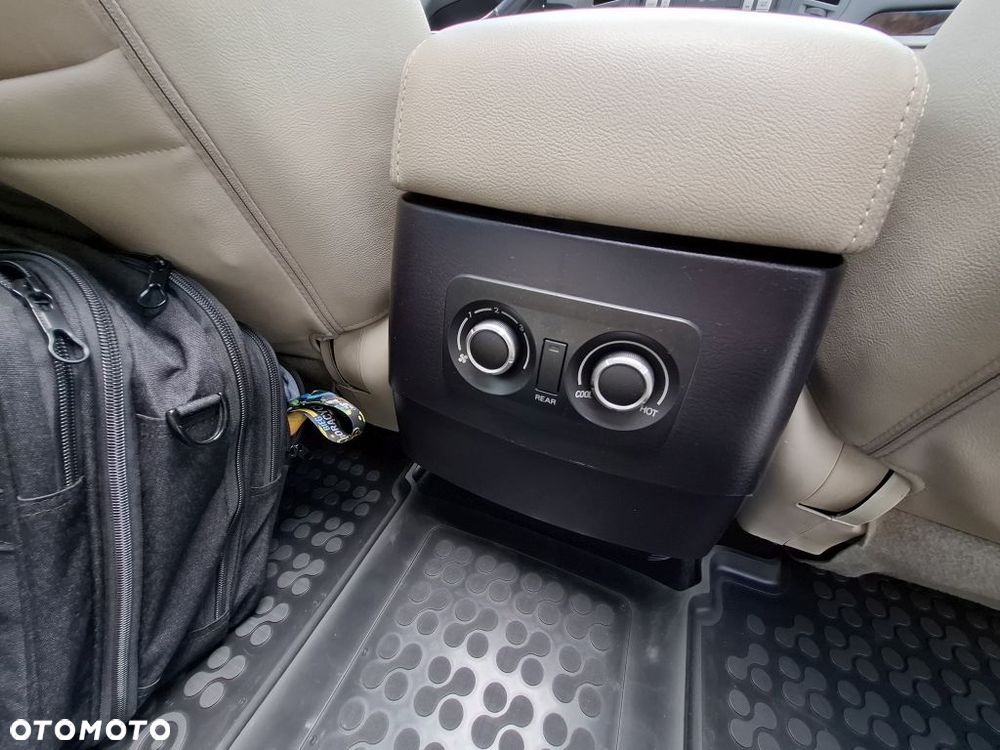 Mitsubishi Pajero - 29