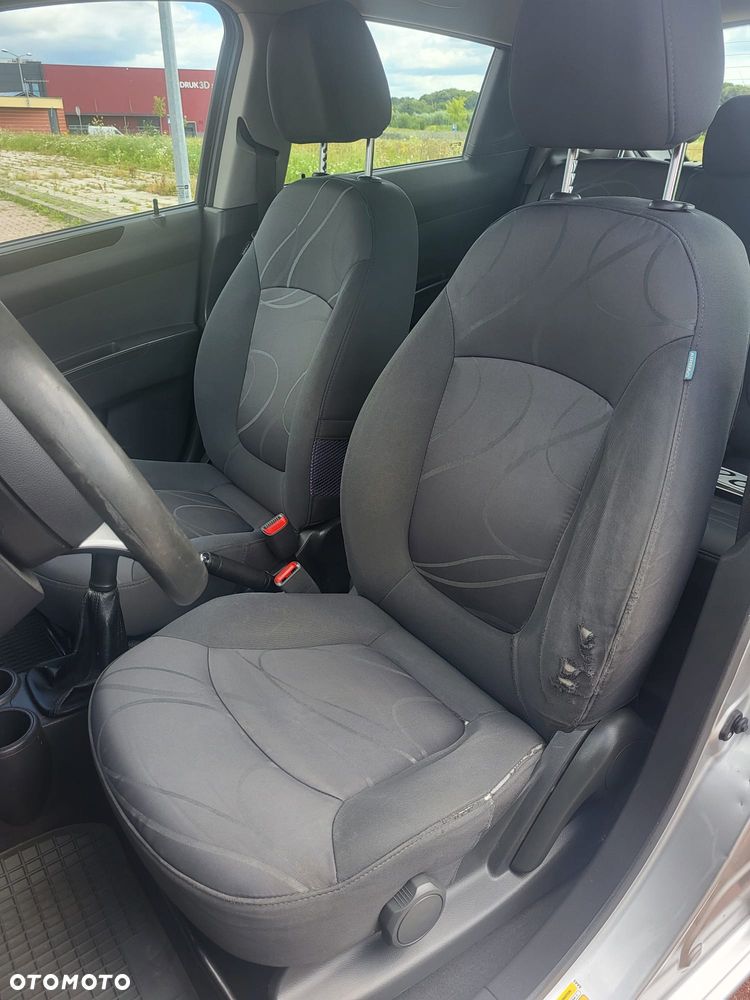 Chevrolet Spark 1.0 Base+ - 20