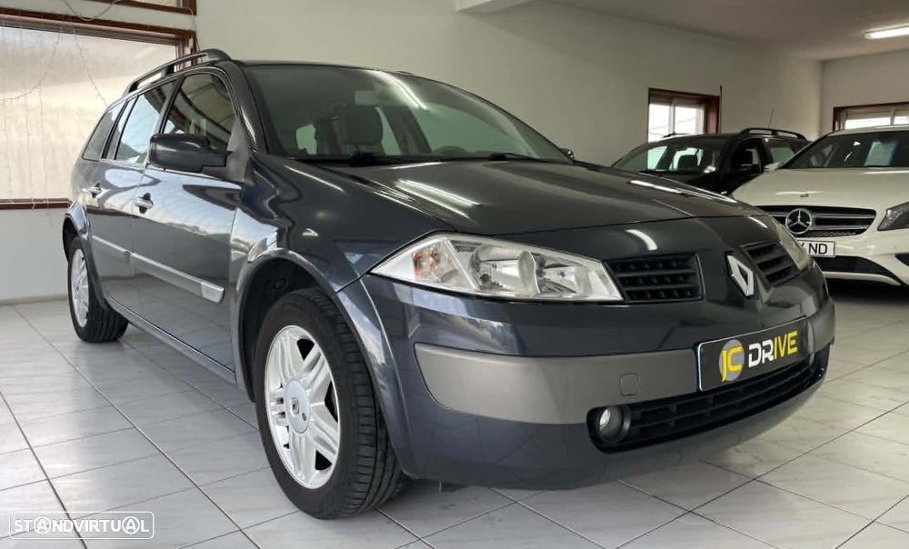 Renault Mégane Break 1.5 dCi Dynamique - 4