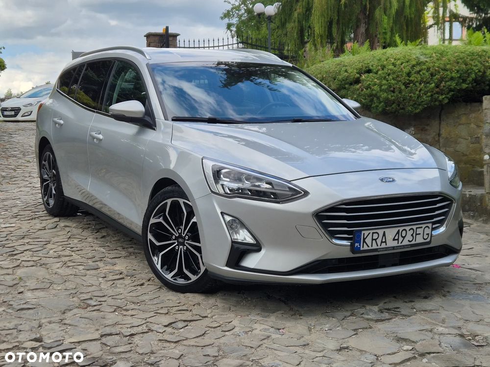 Ford Focus 1.5 EcoBlue Start-Stopp-System TITANIUM DESIGN - 16