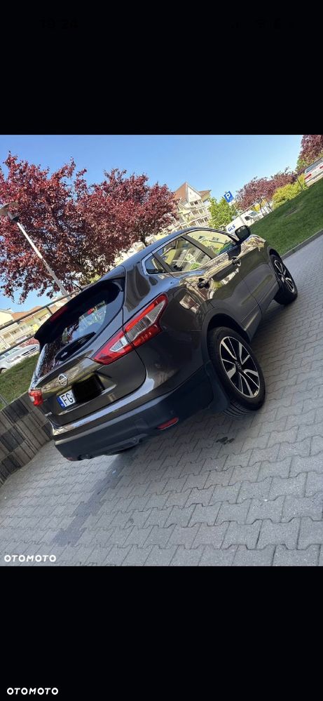Nissan Qashqai 1.2 DIG-T Xtronic TEKNA - 4