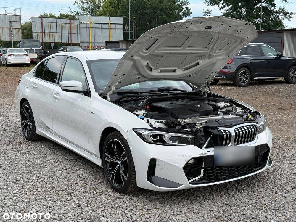 BMW Seria 3 318i M Sport - 10