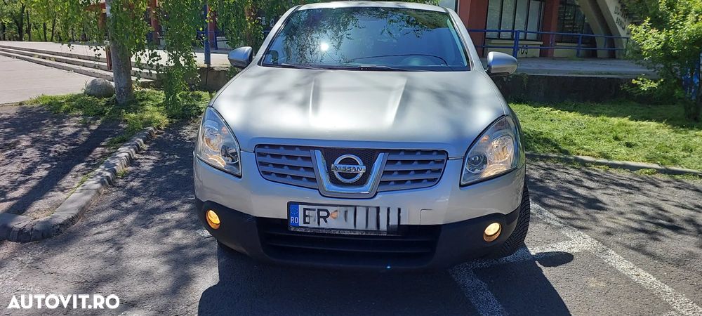 Nissan Qashqai - 1