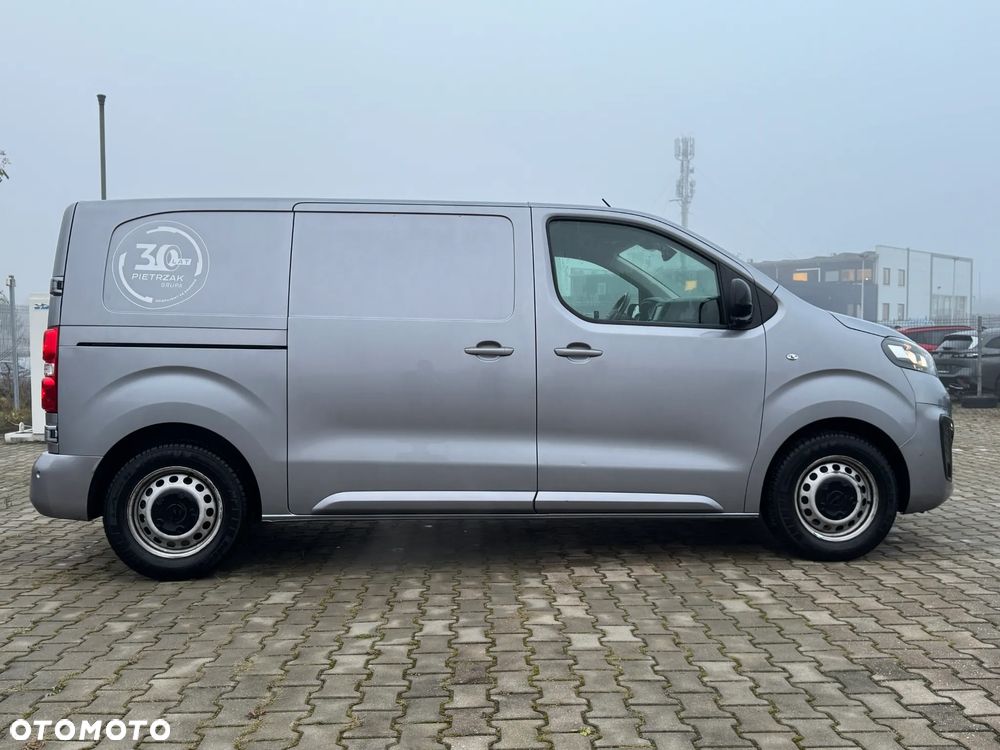 Opel Vivaro - 25