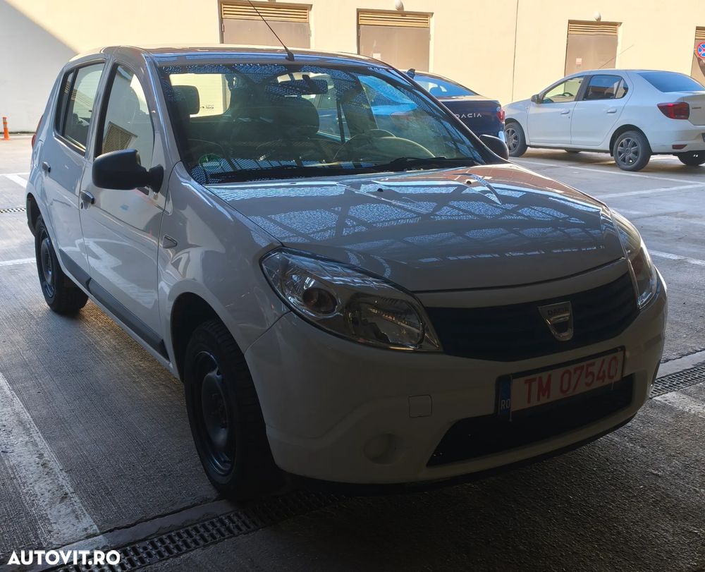 Dacia Sandero 1.2 16V 75 Ambiance - 2