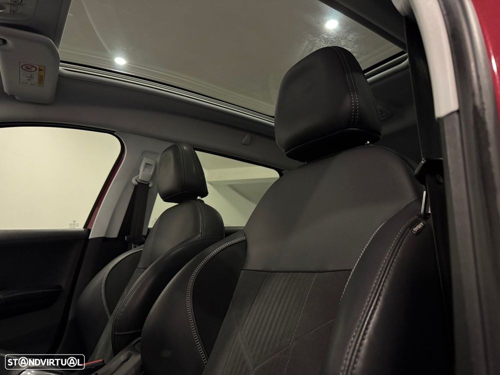 Peugeot 2008 1.6 BlueHDi Crossway - 29