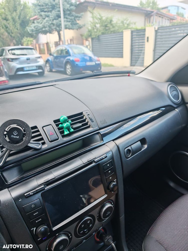 Mazda 3 - 8