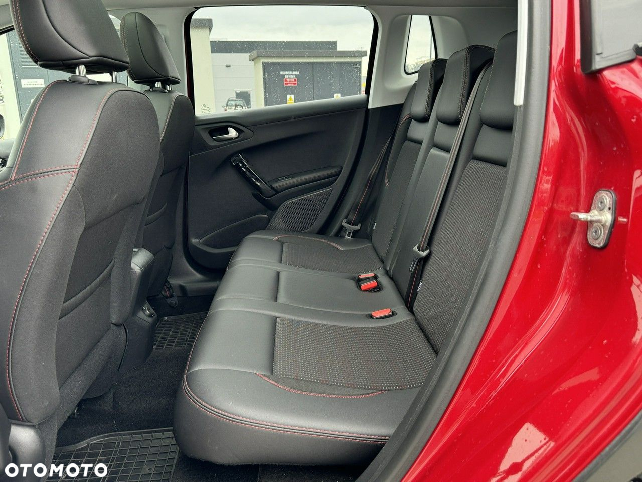 Peugeot 2008 - 29