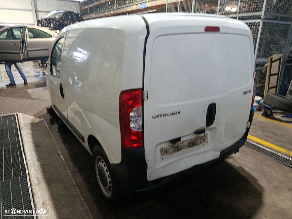 Carro MOT: 8HS DV4TED CITROEN NEMO 2008 1.4HDI 68CV 2P BRANCO DIESEL - 6