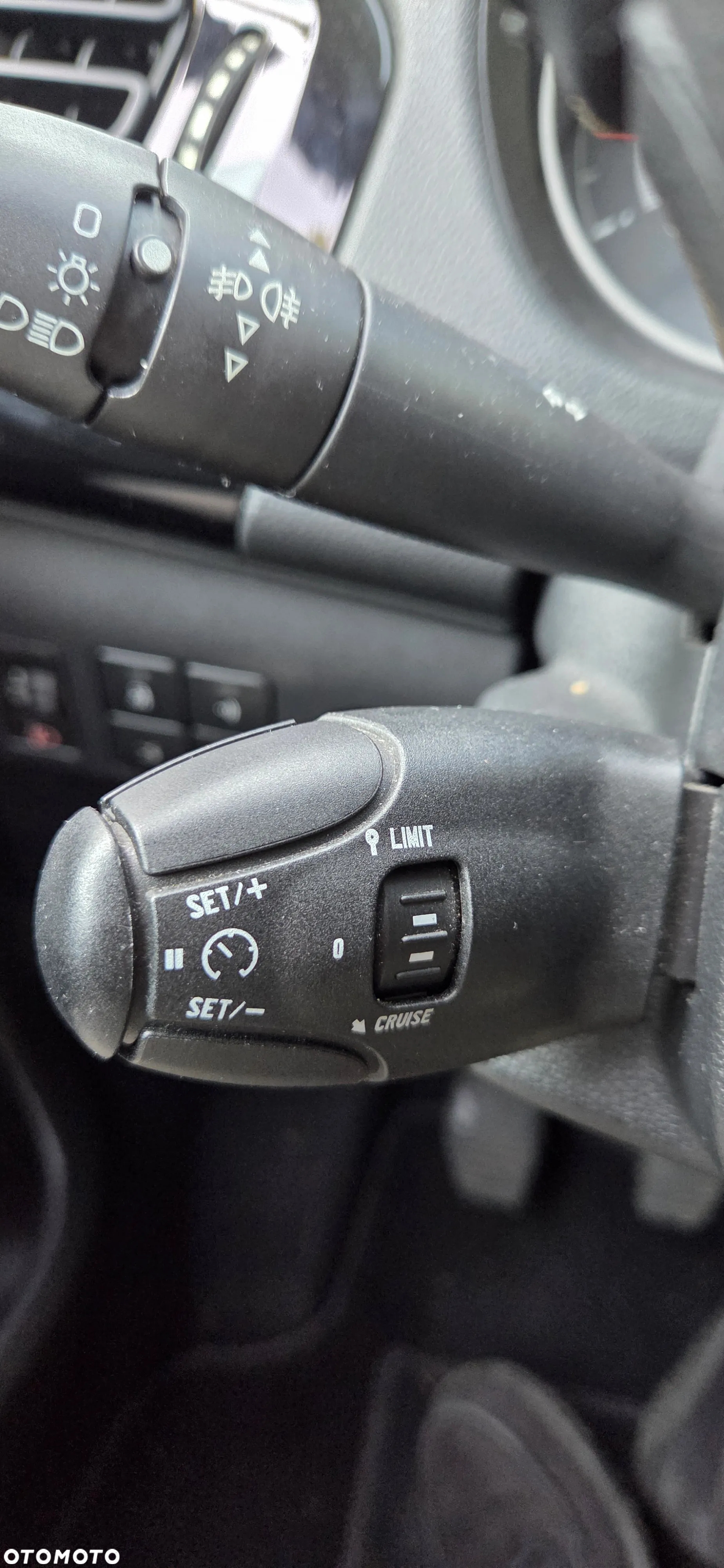 Peugeot 301 1.2 VTi/Pure Tech Allure - 15