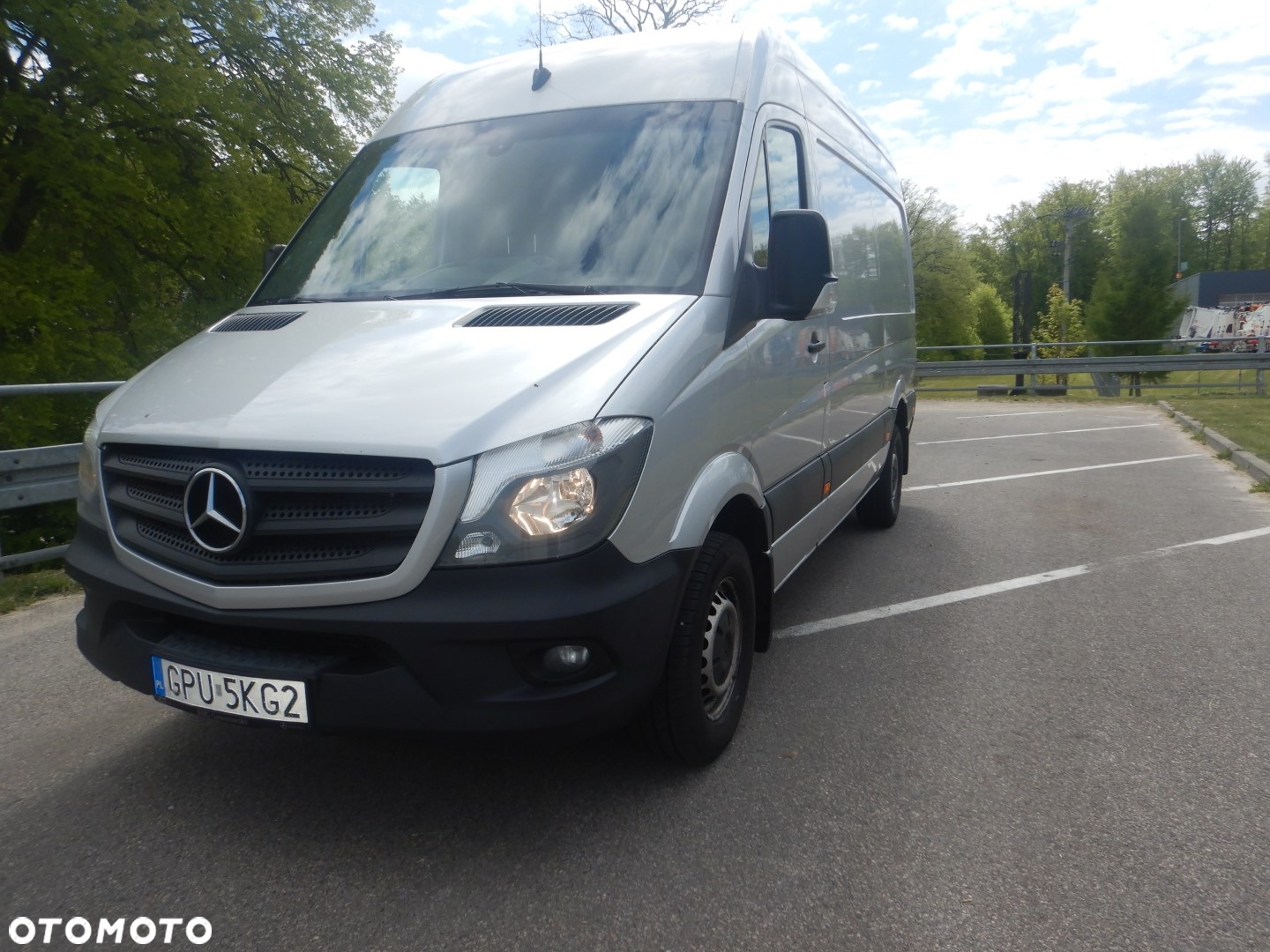 Mercedes-Benz Sprinter - 12