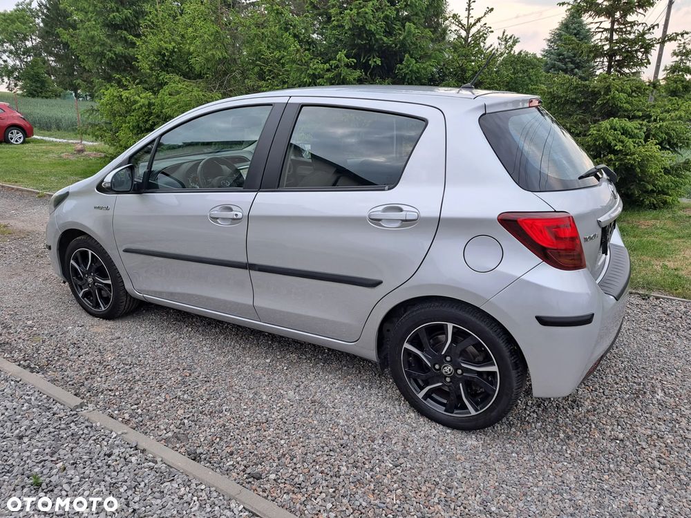 Toyota Yaris 1.5 VVT-i - 5