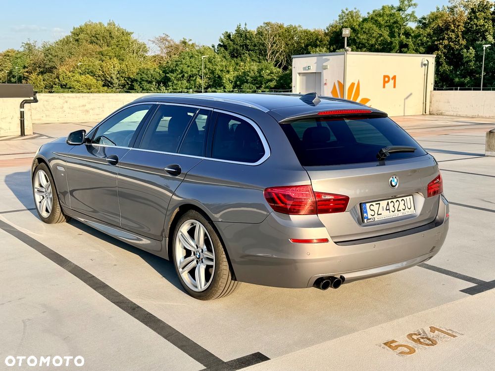 BMW Seria 5 525d xDrive Sport-Aut - 9