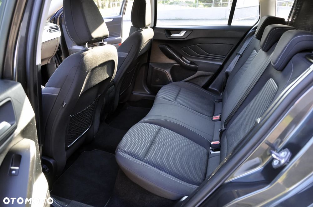 Ford Focus 1.5 EcoBlue STart-Stopp-System TITANIUM - 26