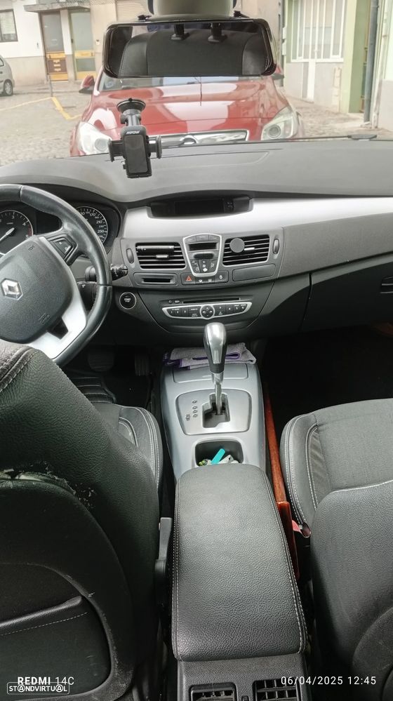 Renault Laguna Break 2.0 dCi FAP Aut Dynamique - 7