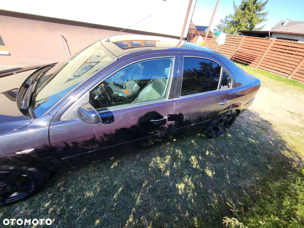 Ford Mondeo 2.0 TDCI Ghia X - 5