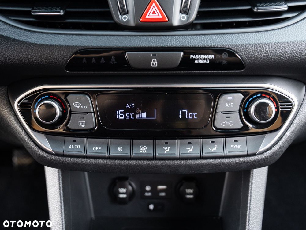 Hyundai i30 1.4 T-GDI Premium - 37