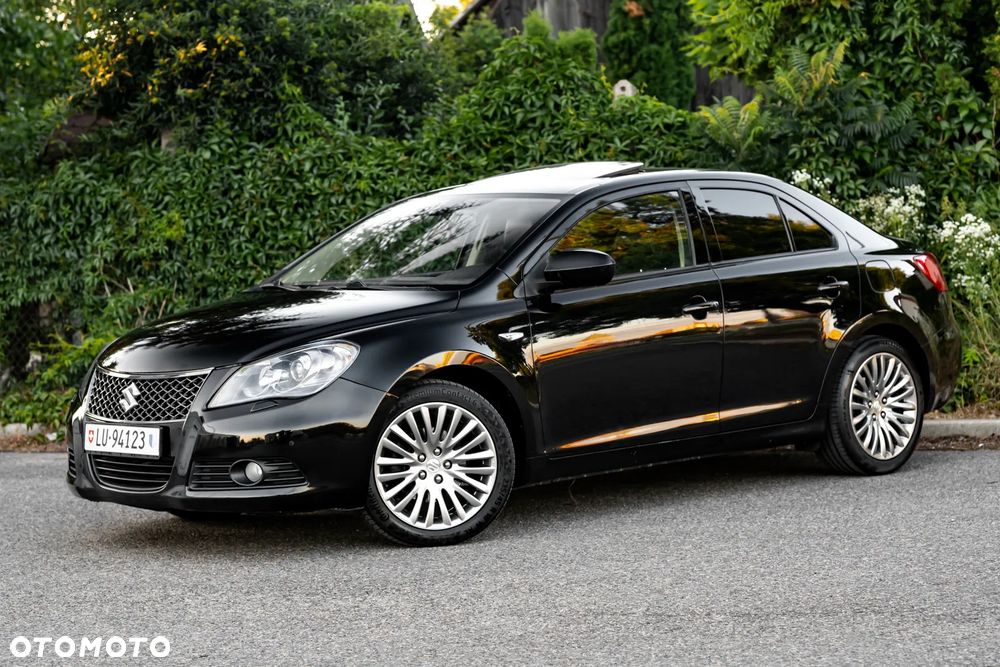 Suzuki Kizashi 2.4 4x4 CVT Sport - 13