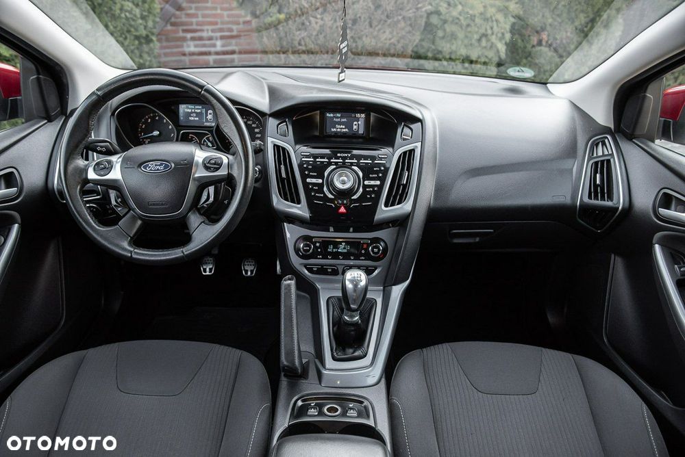Ford Focus 1.6 EcoBoost Titanium - 5