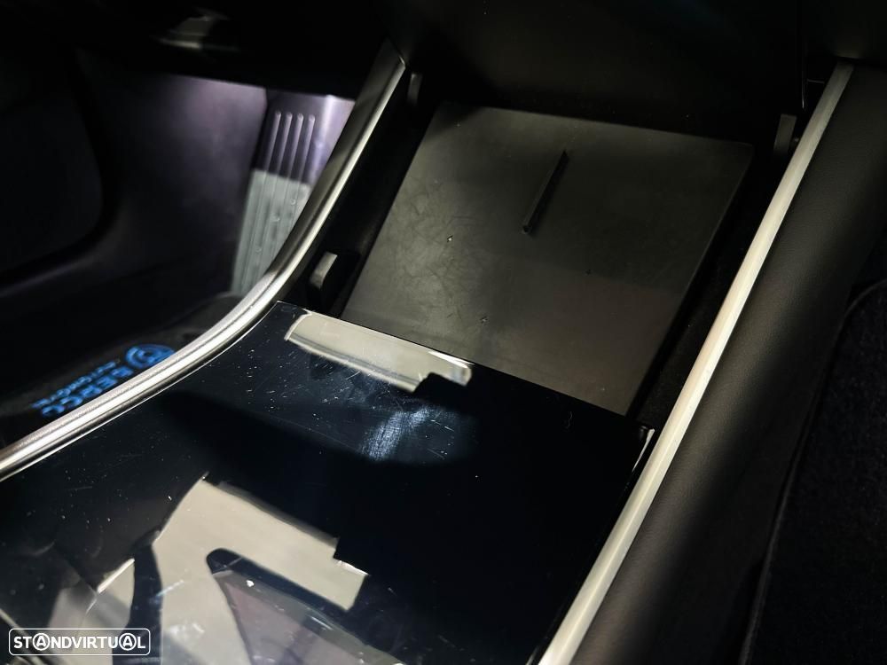 Tesla Model 3 Long-Range Dual Motor AWD - 35