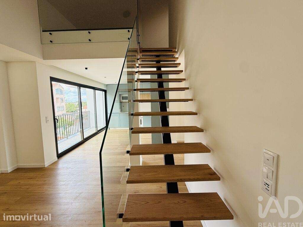 Duplex T2 em Alcabideche de 92,00 m2 - Grande imagem: 3/30