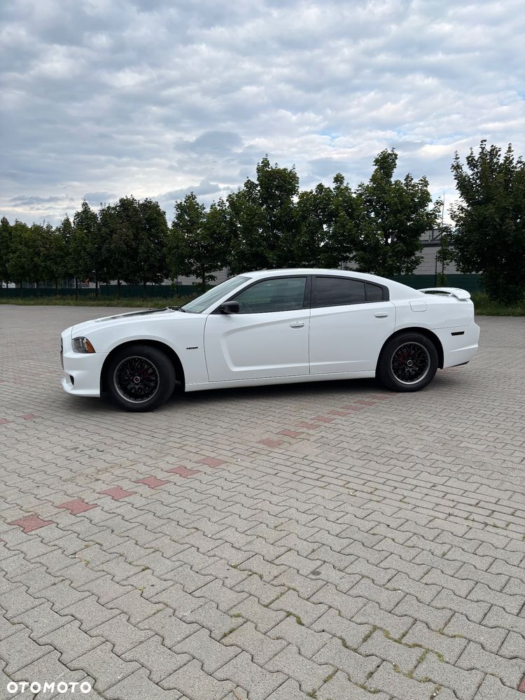 Dodge Charger 5.7 V8 RT - 2