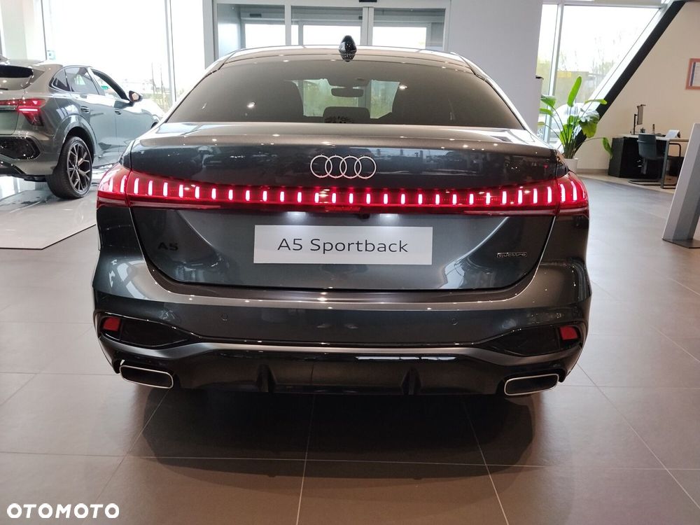 Audi A5 Limousine - 6