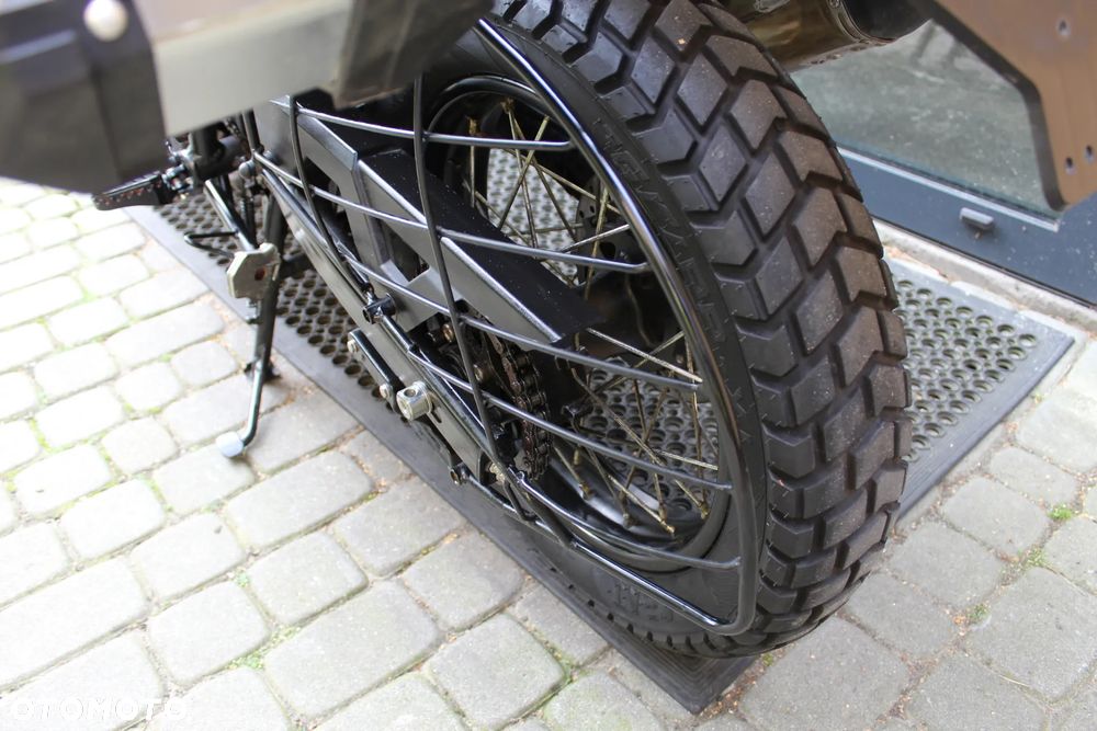Royal Enfield Himalayan - 12