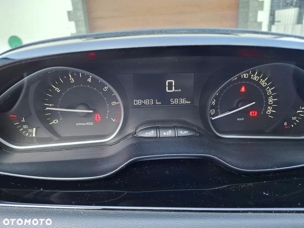 Peugeot 208 1.2 PureTech Active - 10